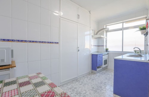 Elcano-Los Bermejales Casa | BERMEJALES EL CANO - ADULTS ONLY - Lovely apartment in Seville with free wifi