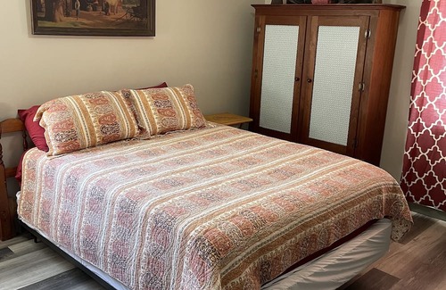 Marble Falls Otro | Tin Horn Farm secluded on 30 acres near Buffalo National River and Jasper, AR