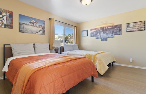 La Presa Casa | The Sky House, at 800' ASL over San Diego, boasts a 360° panoramic view
