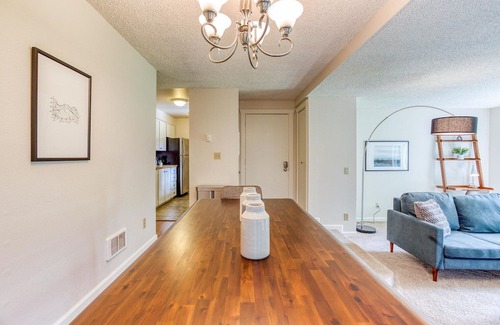 Moss Bay Apartamento | Outstanding Kirkland 2BR w/ Deck & Yard, nr Waterfront, by Blueground
