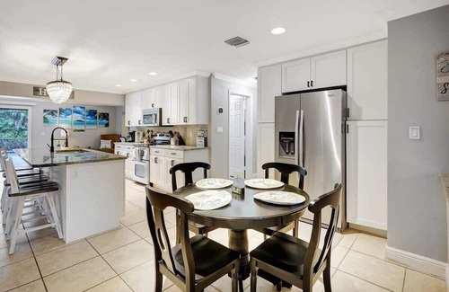 McGregor Casa | Heated Pool Home Close to Historic Ft Myers