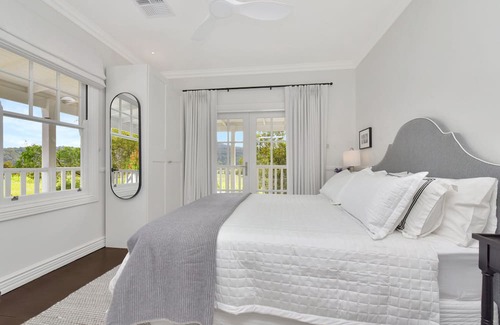 Cessnock City Council Otro | Charming Hunter Valley Homestead.