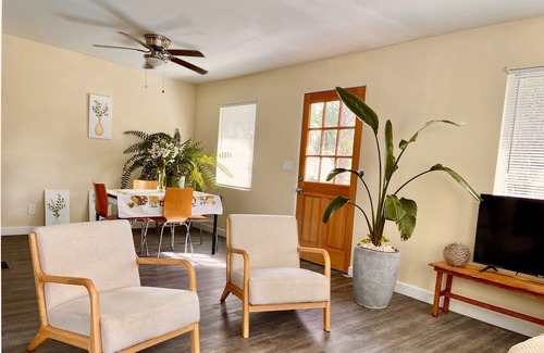 Park East Casa | Close to Downtown Sarasota, Armand Circle and Lido Beach