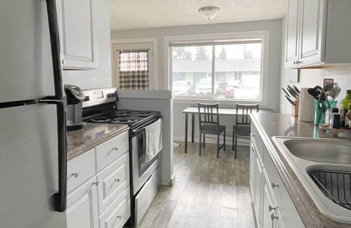 Lakewood Apartamento | Charming Updated Apartment #3