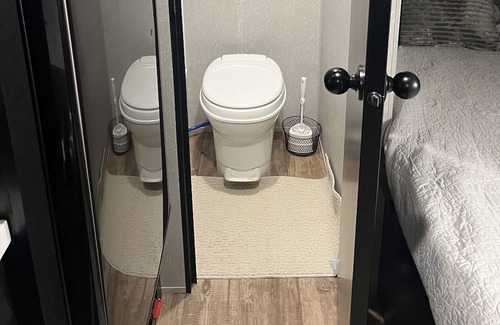 Alachua Casa | Comfy Cozy Camper