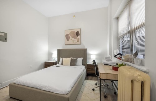 Bay Ridge Casa | Bay Ridge Gem: Stylish Comfort in Brooklyn