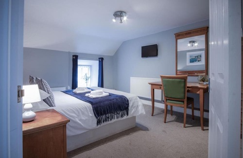 Llanddowror Casa | Fletcher Coach House - 3 Bedroom Cottage - Pendine