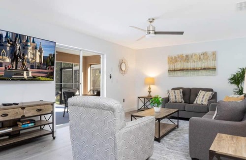 Lake Wilson Preserve Casa | Beautiful 5Bd Single Family w Game Room 106 Lake Wilson Preserve