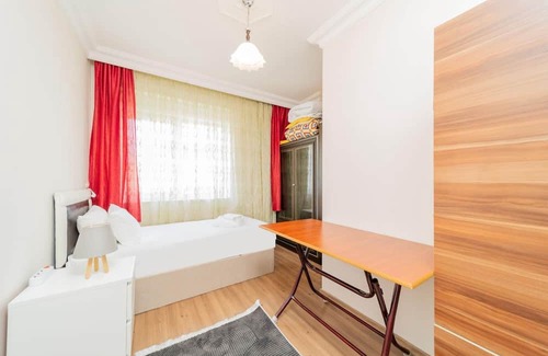 Antalya City Centre Apartamento | Central Flat w Balcony 10 min to MarkAntalya Mall