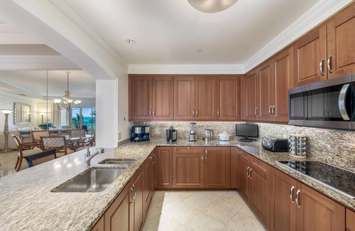 Seven Mile Beach Condominio | Residence 402 3 Bedroom Condo