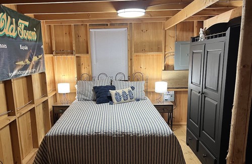Olamon Cabina | Rustic cabin overlooking beautiful Penobscot River. Great smallmouth fishing!