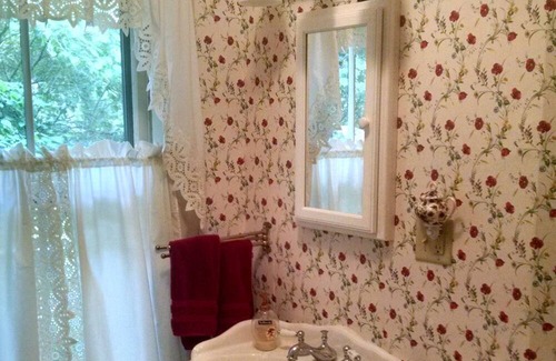 Bryant Pond Casa | Three-bedroom house in Bryant Pond. near Mt. Abram and Sunday River