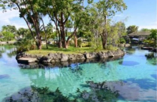 Colliers Bay Complejo | End of Grand Cayman, Wyndham Reef Resort