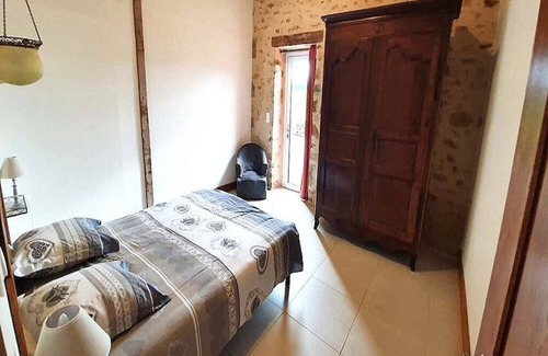 Lourouer-Saint-Laurent Casa | Vrbo Property