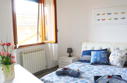 Le Grazie Apartamento | Sail into Portovenere Home w Parking & Balcony