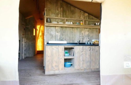 Revest-du-Bion Chalet De Esquí | Glamping Tent1: wild-life feeling with Provence touch 3 bedrooms (max. 6 guests)