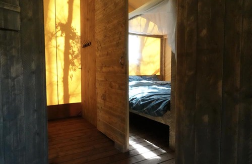 Revest-du-Bion Chalet De Esquí | Glamping tent3: wild-life feeling with Provence touch 3 bedrooms (max. 6 guests)