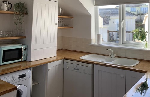 Lusty Glaze Casa | Modern beach house with ocean views, pets more than welcome!