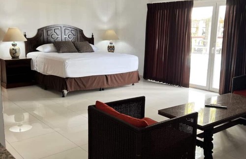 Costa Del Sol Complejo | Prívate suites tesoro