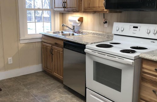McGaheysville Cabina | Authentic, Spacious 1820 log cabin, close to Massanutten, JMU