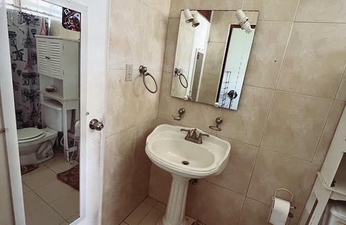 Zarzal Cama Y Desayuno | Tranquil Guest Room Nestled in El Yunque Region. 5mins. From Beach & Rainforest!