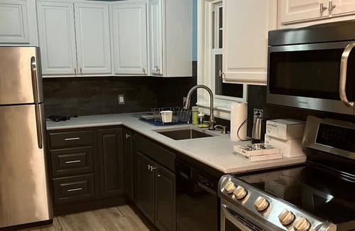 Shelburne Casa | Rare Find! Fully furnished charming 3 BR home. Fenced in yard. Min 1 month stay