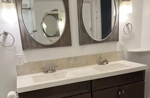 Alta Vista Area Casa | 3 bedroom Lock-off apartment