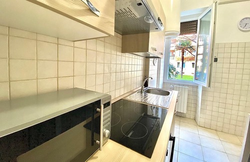 Binda Apartamento | Flanking the Navigli, Modern and Spacious, with M2 Famagosta Subway