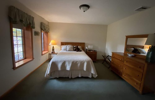Norway Casa | WINTER BREAK ESCAPE! 35 minutes to Sunday River, an hour from Portland.
