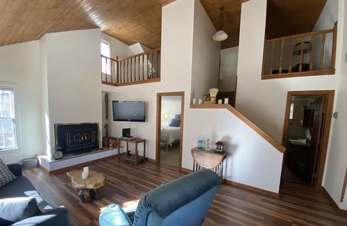 Georgetown Chalet De Esquí | Updated Victorian well situated to all Clear Creek/Summit County have to offer!