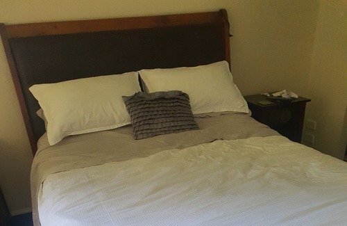East Brisbane Casa | Traditional Queenslander in the south city precint of Brisvegas