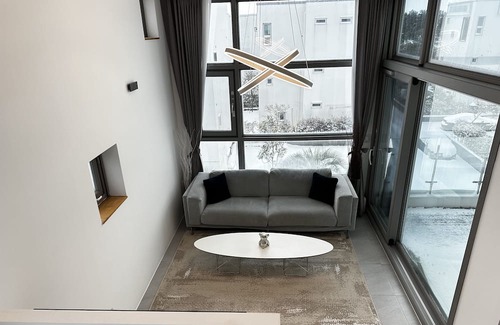 Seongsan Casa | Spacious and Luxurious Home near Seongsan Ilchulbong/Aquaplanet/Udo
