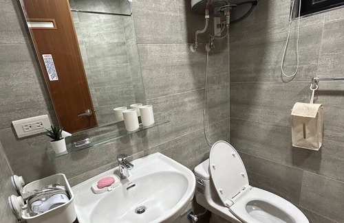 Banqiao Apartamento | Brand New Wildlife Theme Apartment - Close to Blue Line JiangZicui station