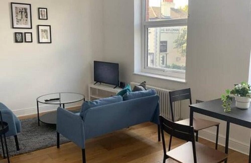 Epsom Apartamento | Perfect 1 bed -10 East St Flat 2
