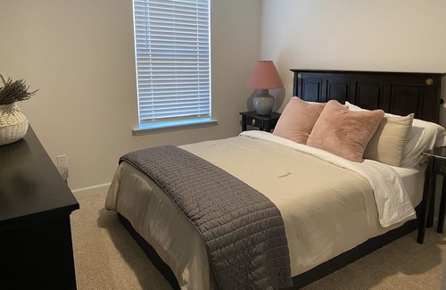 Arcadia Casa | Newly built beautiful cozy townhouse. Spacious enough to easily accommodate 4.