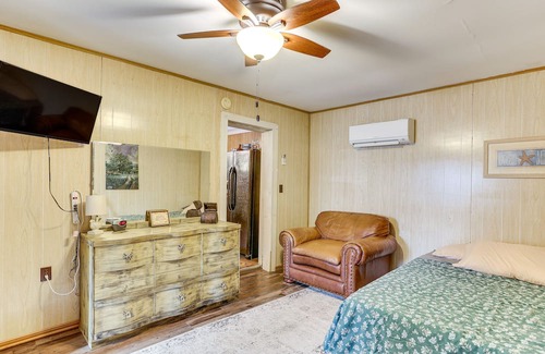 Parsons Cabaña | Brodies Landing Cottage ~ Half Mi to Lick Creek!