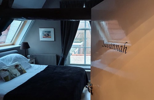 Binnenstad Cama Y Desayuno | Bed and breakfast De zilveren reiger
