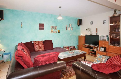 Martigues Villa | Villa 'Location De Vacances - Martigues' with Private Pool, Private Terrace and Wi-Fi