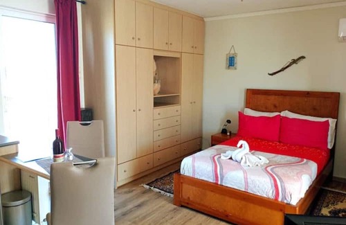 Papagou-Holargos Condominio | Loft condo, great view! Next to metro station
