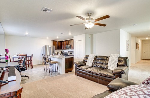 Bosque Casa | Belen Vacation Rental ~ 10 Mi to Los Lunas!