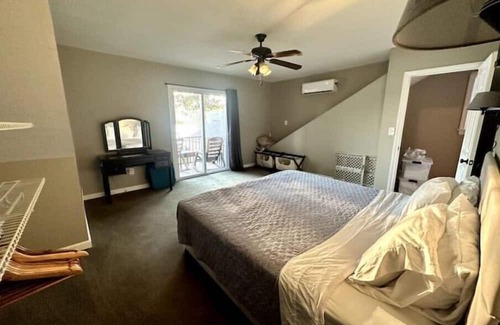 Leicester Casa | Cozy Lake House