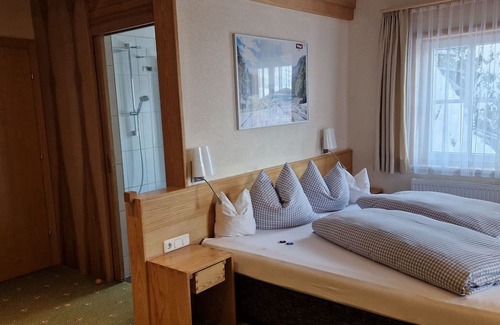 Tannheim Cabaña | Komfortzimmer 3 - Gasthaus Pension Bergheim