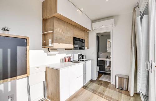 Allied Gardens Apartamento | San Diego Studio w/ Private Patio & Canyon Views!