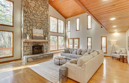 Morganton Casa | Secluded Big Horn Hideaway