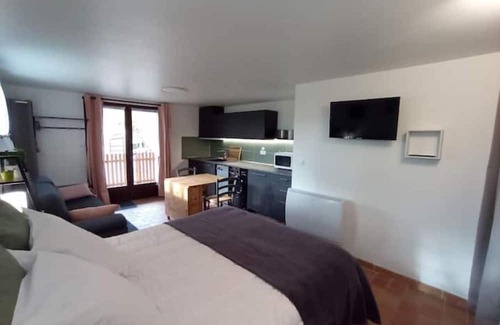 Saint-Jean-de-la-Porte Apartamento | Studio Entre Vigne et Montagne en Combe de Savoie