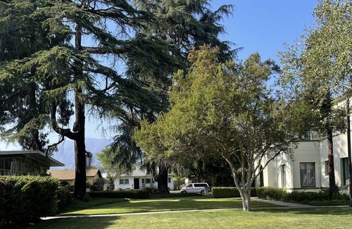 East Pasadena Apartamento | One-story 4 bedrooms, 1.5 bathrooms in Pasadena