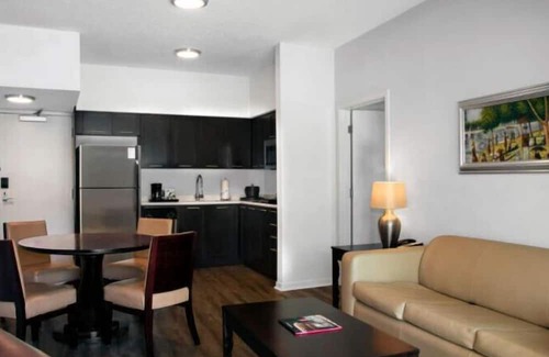 Celebration Condominio | Melia Orlando at Celebration 2br suite, Friday check-in