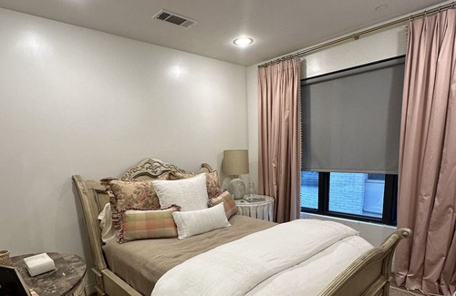 Park Cities Casa | Stunning Modern/Safe/Clean... 4 bed 4.5 bath 3700sq ft . Pool & game room.