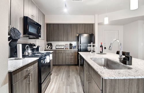 George Bush Park/Eldridge Apartamento | ✨Brand New Luxurious, Spacious, Gated 2bd Apt
