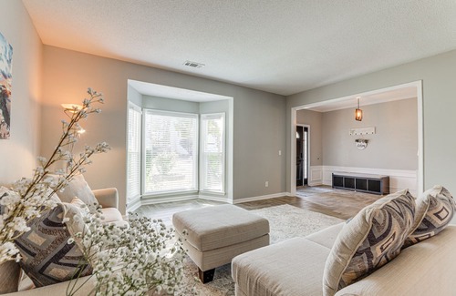 Lawrenceville Cabaña | Spacious Lawrenceville Retreat w/ Fireplace + Deck